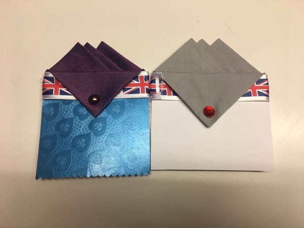 Gift Set Of Two Hankies Purple/Grey